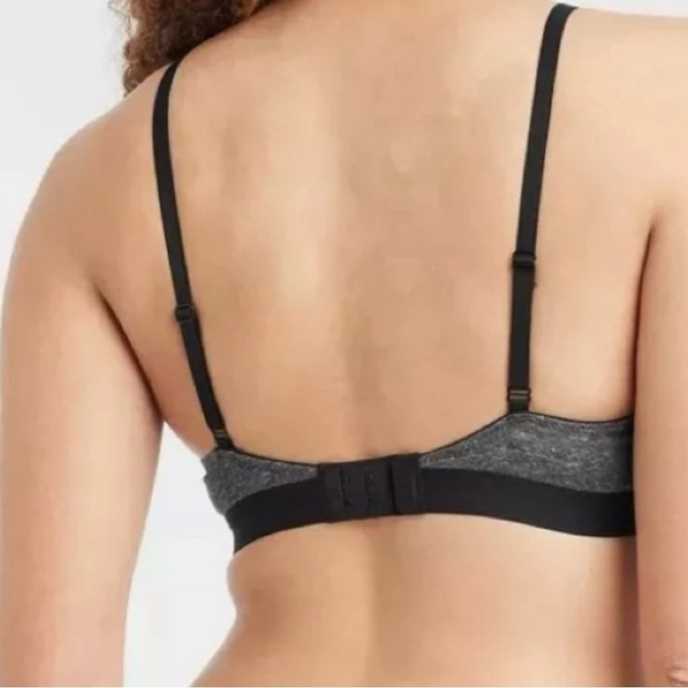 Auden Lightly Lined Wirefree Bra - Picture 3 of 12